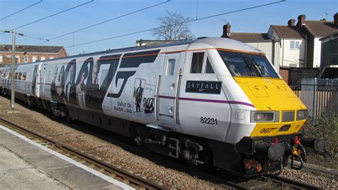 Class 82 Skyfall 007 Train At Doncaster 82231 James Bo… Flickr