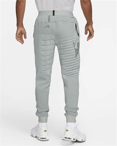 Nike Sportswear Therma Fit Adv Tech Pack Men S Engineered Fleece Trousers Nike Se