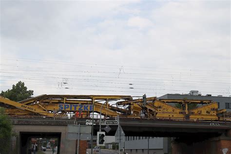 Bis zur EM Eröffnung noch 20 Kilometer neue Gleise zwischen Düsseldorf