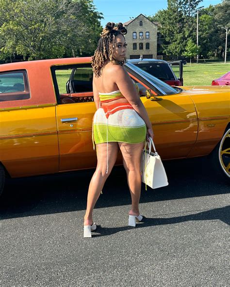 Kaila Simone | 2 classics 1 pic 🧡 MUA: @glammedbycasey Outfit