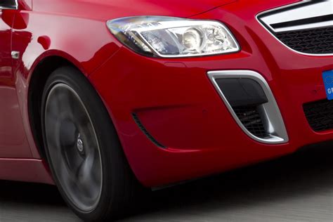 Automotive Design Guide: Vauxhall Insignia VXR