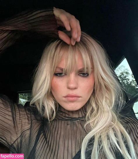 Reneé Rapp Nude A Candid Look At The Controversy And Facts You Need To Know