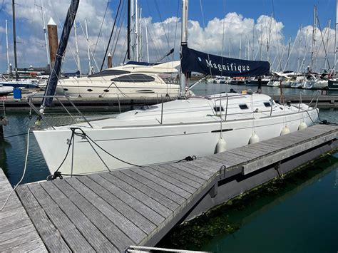 2000 Beneteau First 31 7 Course croisières à vendre YachtWorld