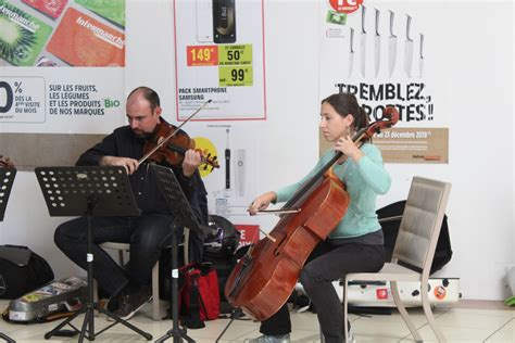 Intervention dans la galerie marchande d Intermarché Le Quesnoy