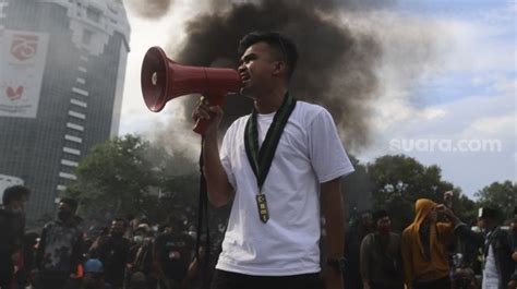 Unjuk Rasa Satu Tahun Pemerintahan Presiden Joko Widodo