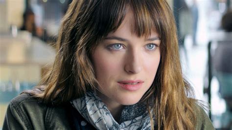 'Fifty Shades Of Grey' Star Dakota Johnson Joins ISIS In SNL Skit ...