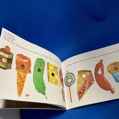 洋書絵本 はらぺこあおむし 英語 知育 英語版 The Very Hungry Caterpillar エリックカール Eric Carle