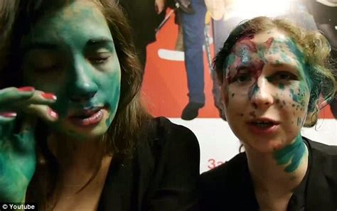 Pussy Riot Members Assaulted By Gang Who Threw Paint On Them Daily Mail Online