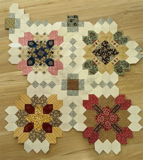 Pin By Lorraine Bujnowski On Lucy Boston Patchwork Of The Cross Quilt