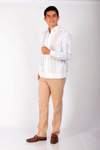 Guayabera Yucateca Bordada En Punto De Cruz Mod Muxupip Dezendo