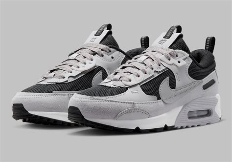 Nike Air Max Futura Noir Grise Fn Crumpe