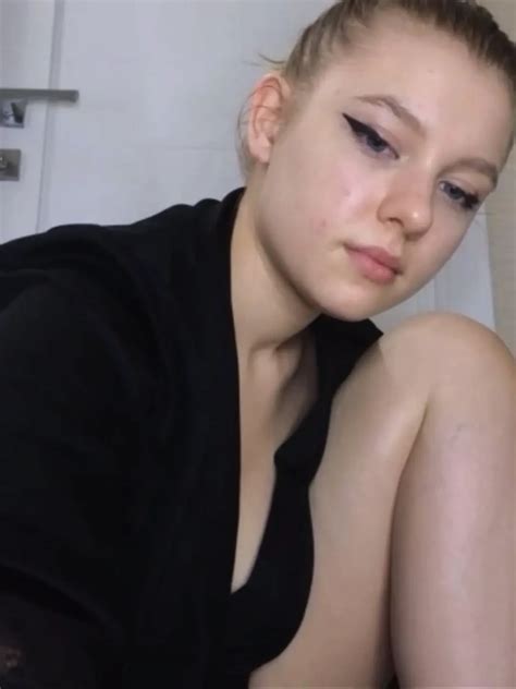 Extreme Public Fingering Anal So Hot Amateur Porn Feat JuiceLussie By FapHouse XHamster