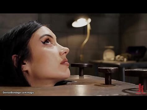 Obligado Doblado Esclavo Follada Con Consolador XVIDEOS