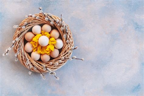 Premium Photo Easter Decoration Nest Pussy Willow Natural Eggs