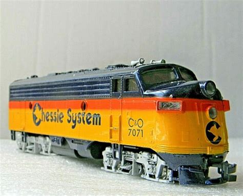 Bachmann Emd F7 Passenger Diesel Locomotive Rd Cando 7071 Chessie