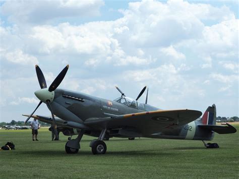 Pin By Martin Pospisil On Spitfire Fighter Jets Fighter Vehicles