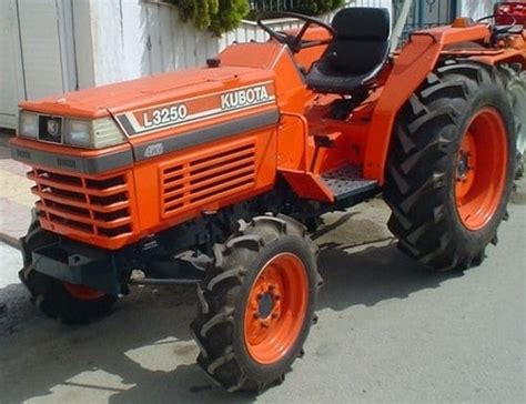 Kubota L L L L Tractor Operators Manual