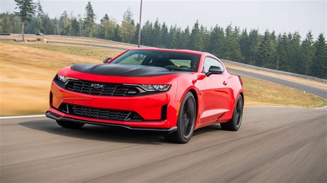 2019 Chevrolet Camaro Turbo 1LE First Drive: Point Me to the Corners