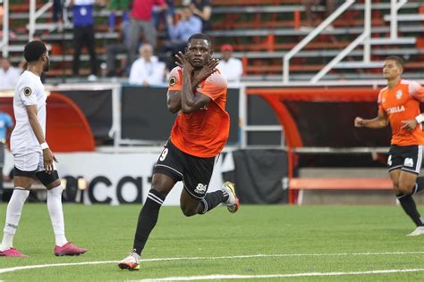 Cibao FC Empata Con El Cavalier SC Y Es Primero En Grupo A En