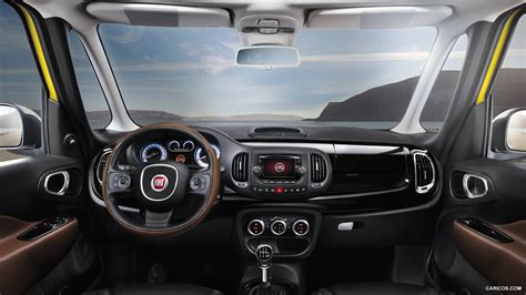 Fiat 500L Trekking | 2014MY