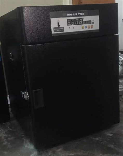 50 300 Degree Celsius Mild Steel HOT AIR OVEN MYQ For Laboratory Size 18x18x18 At 42500