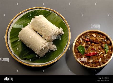 Puttu Kadala Curry Kerala Style