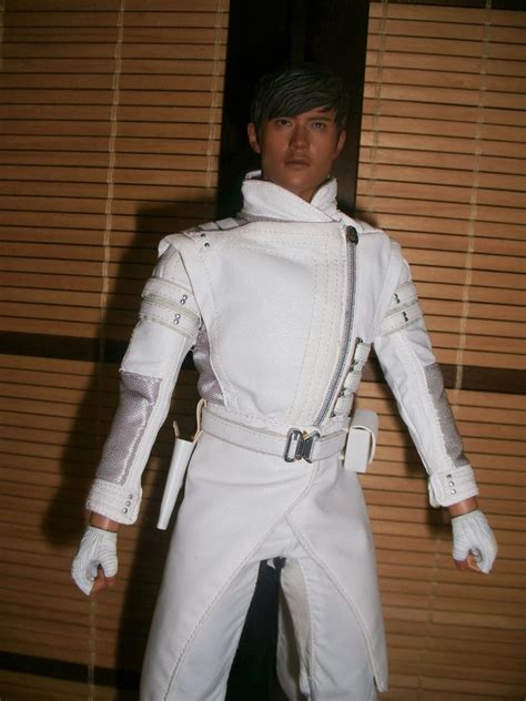 Angels And Summer Hot Toys Storm Shadow Review