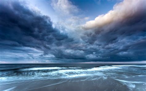 10 Tips for Capturing Dramatic Skies in Your Landscape Photography