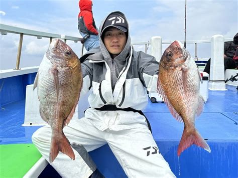 【釣果速報】神奈川県大松丸で良型マダイをキャッチ！同時ヒットにイナダも！乗っ込みマダイ本格化！今後の釣行にも期待大！｜釣りまとめアンテナ