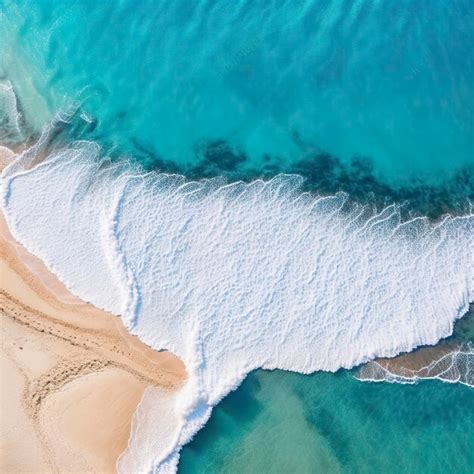 Las olas del océano en la playa como fondo Vista aérea de arriba hacia