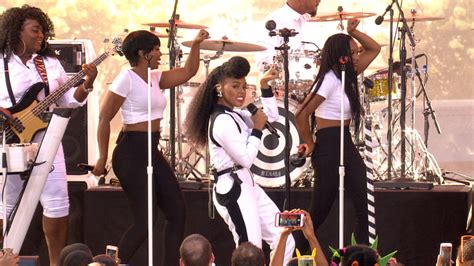 Janelle Monae Turns TODAY Plaza Into Musical Wondaland With Unique Look