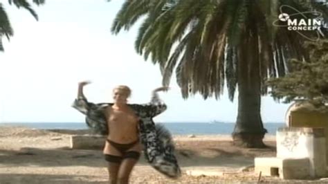 Naked Christie Levin In Broken Dolls