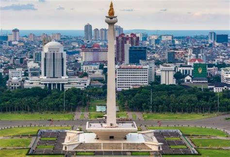 Pemkot DKI Akan Tanami Kembali Monas Sejumlah 300 Pohon Yang Sempat