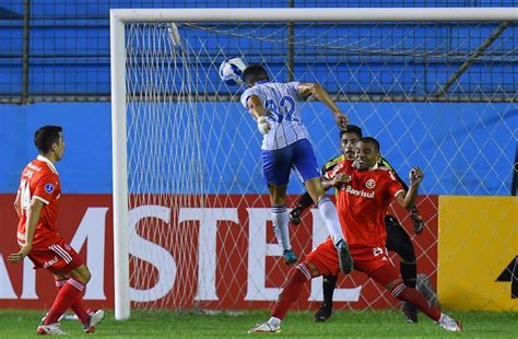 Inter Sai Na Frente Mas Cede O Empate Para O 9 De Octubre No Equador