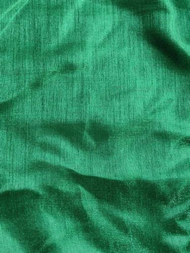 Plain Green Banglori Satin Silk Fabric At Rs Meter In Surat Id