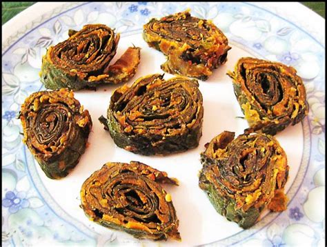 Pathravade/Pathrode Recipe-Colocasia Leaves Snack by Archana's Kitchen