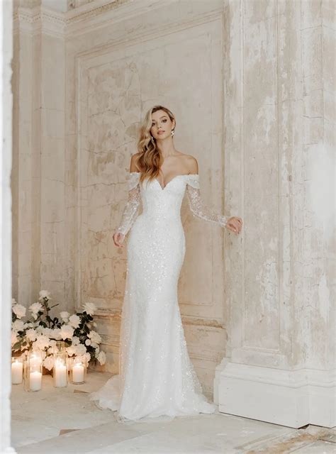 Suzanne Neville New Wedding Dress Save 24% - Stillwhite