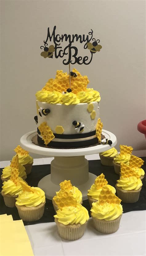 Mommy To Bee Baby Shower Bee Baby Shower Cake Bee Cakes Baby Shower