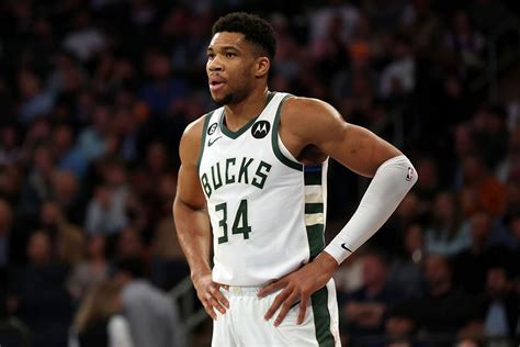 Is Giannis Antetokounmpo Playing Tonight Against The Cleveland Cavaliers January 21 2023