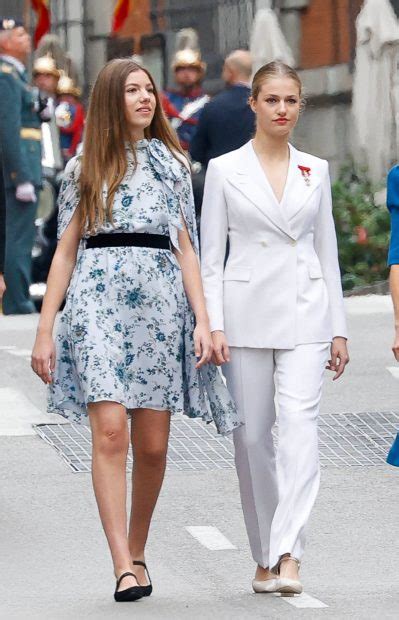 Look Infanta Sofía Hoy El Original Vestido Con El Que Hace Un Guiño A La Princesa Leonor