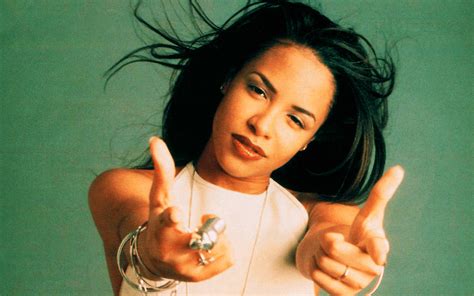 100 Aaliyah Wallpapers