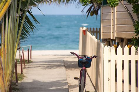 Florida Keys Beach【 Map】Guide - HomeToBeach