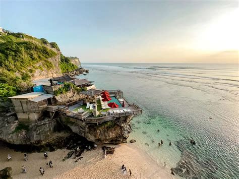 TOP 10 Uluwatu auf Bali besten Sehenswürdigkeiten Strände