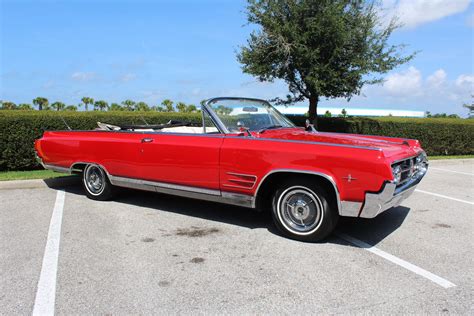 1964 Oldsmobile Dynamic 88 | Classic Cars of Sarasota