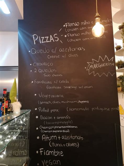 Menu at The Pizza Wizard pizzeria, Lisbon