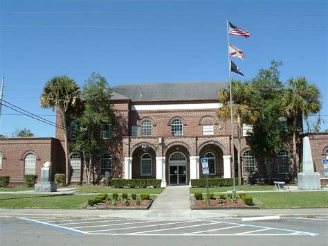 Trenton Fl Gilchrist County Courthouse Photo Picture Image