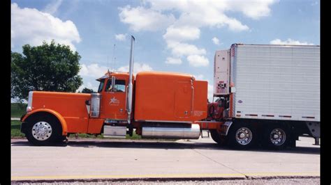 The Peterbilt A Legendary Classic Big Rig Truck Youtube