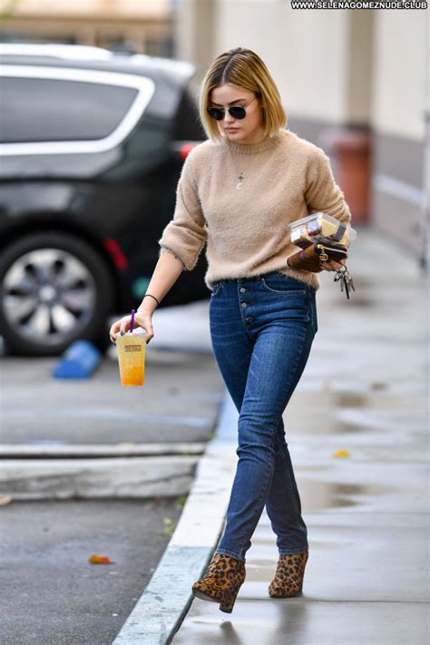 Lucy Hale No Source Sexy Babe Celebrity Beautiful Posing Hot Nude Celebrities Mobile