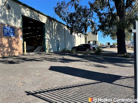 Factory Warehouse And Industrial Property Leased In South Windsor Nsw