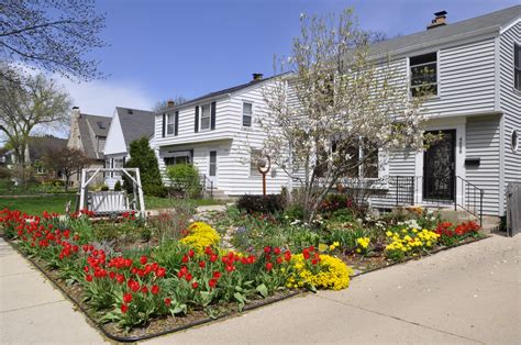 Grassless Front Yard Landscaping Video